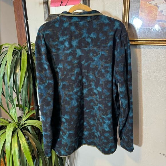 Eddie Bauer T Snap Printed Fleece - Picture 5 of 7